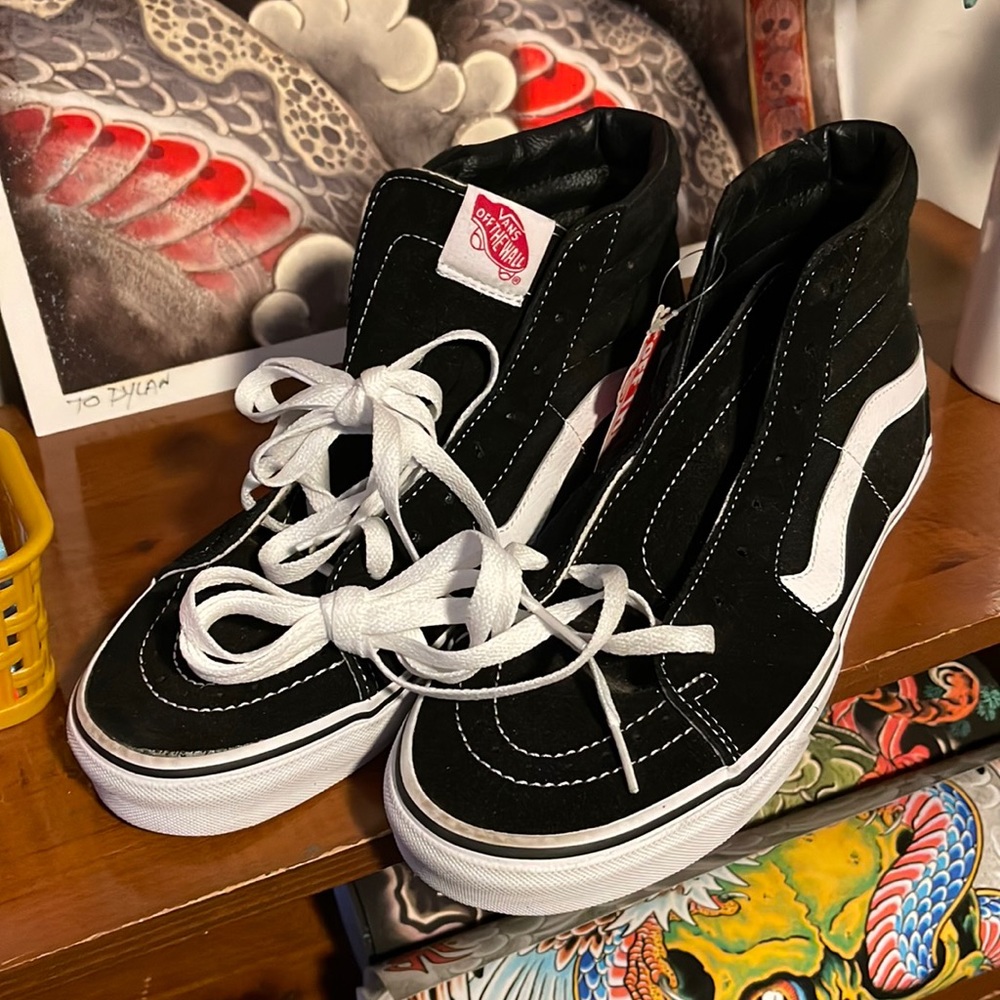 Vans Sk8 Hi size 10. Brand new, never worn